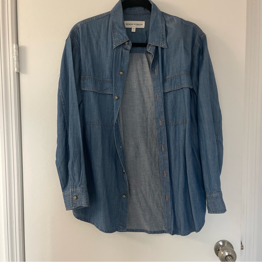Aritzia denim forum button down size 1
